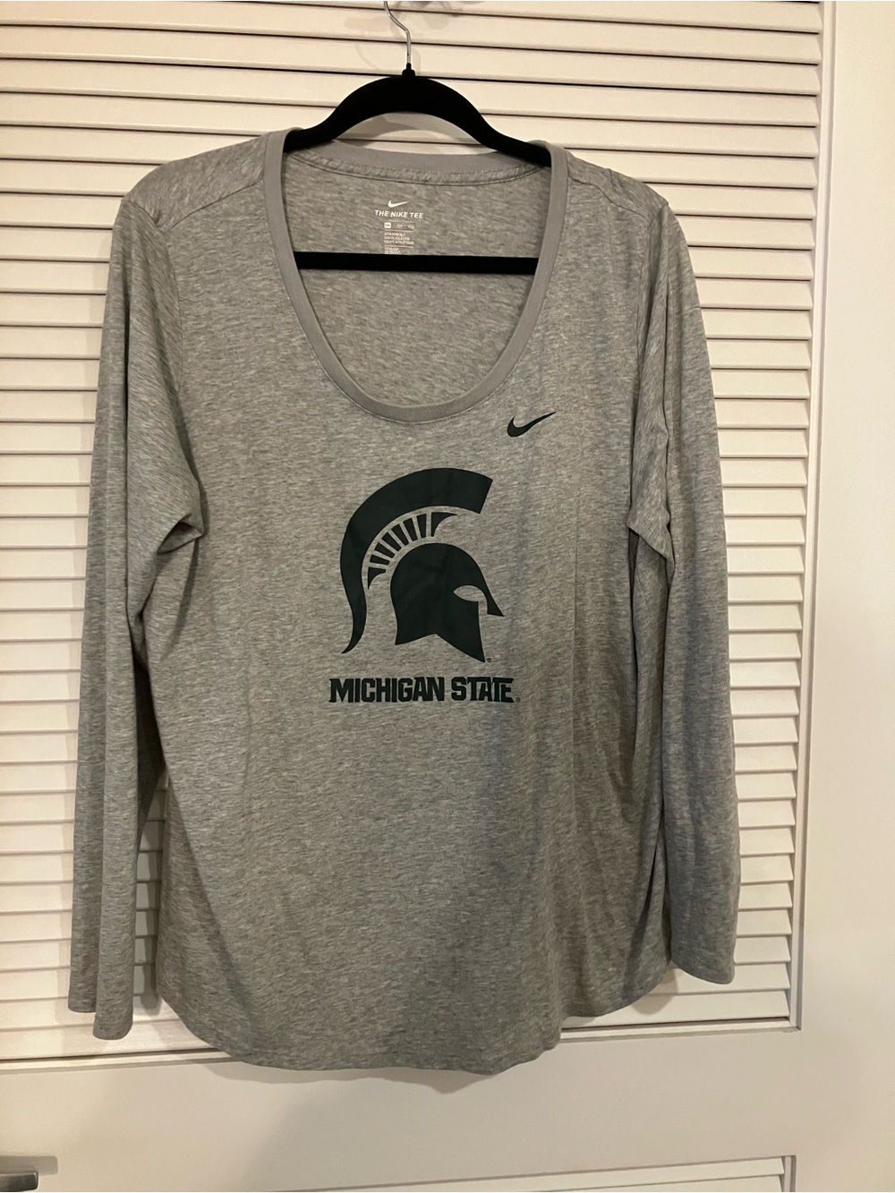 Nike Gray Michigan State University Long Sleeve Scoop Neck Tee XL